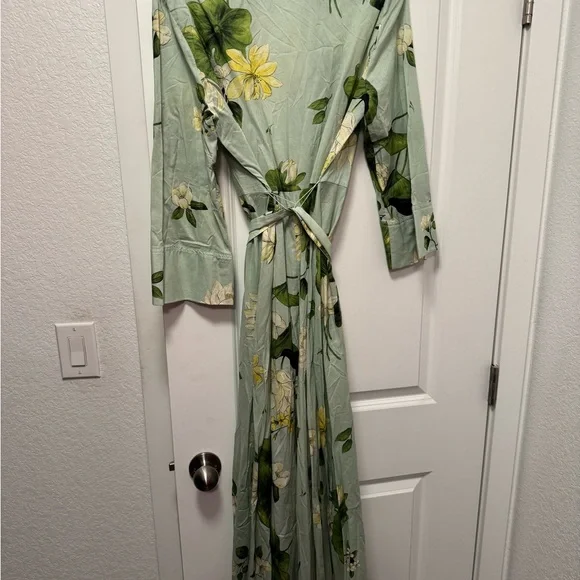 Zara Floral Dress - Picture 5 of 5